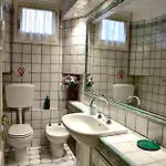 Ecc3ntrico Apartament