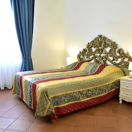 Ecc3ntrico Apartment *